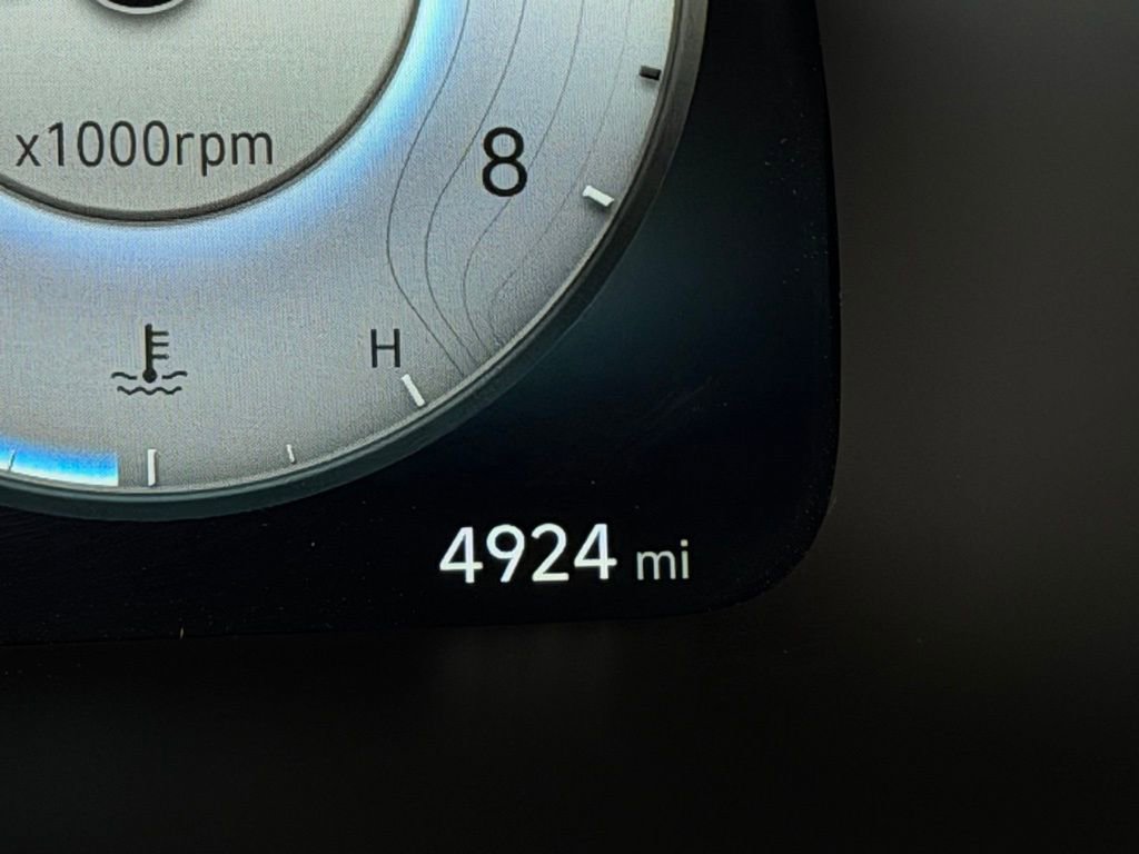 Used 2025 Hyundai Palisade Calligraphy image 14