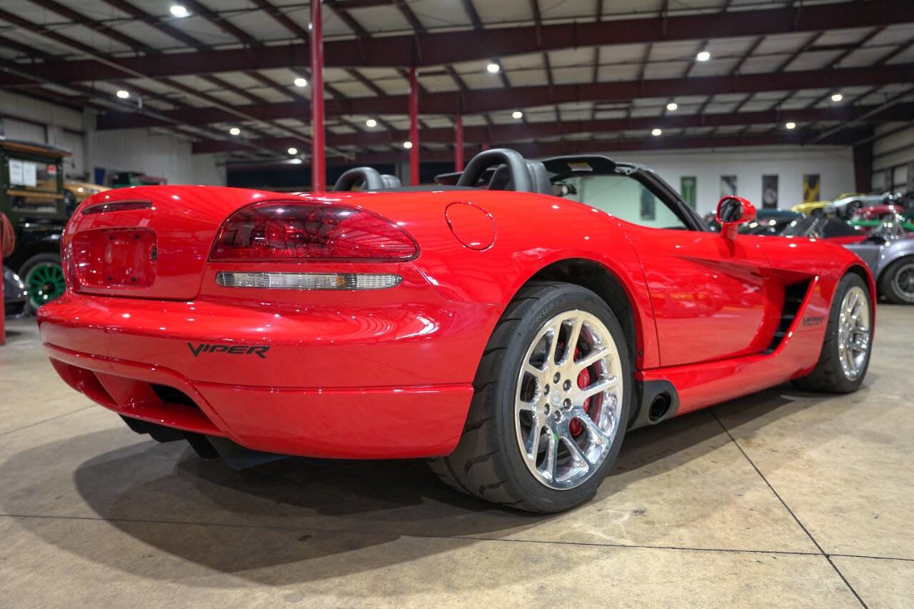 Used 2004 Dodge Viper SRT-10 RWD image 8