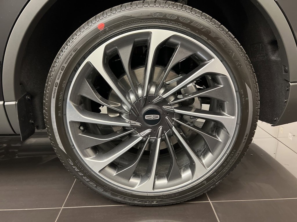 Used 2025 Lincoln Aviator Reserve w/ Equipment Group 201A image 7