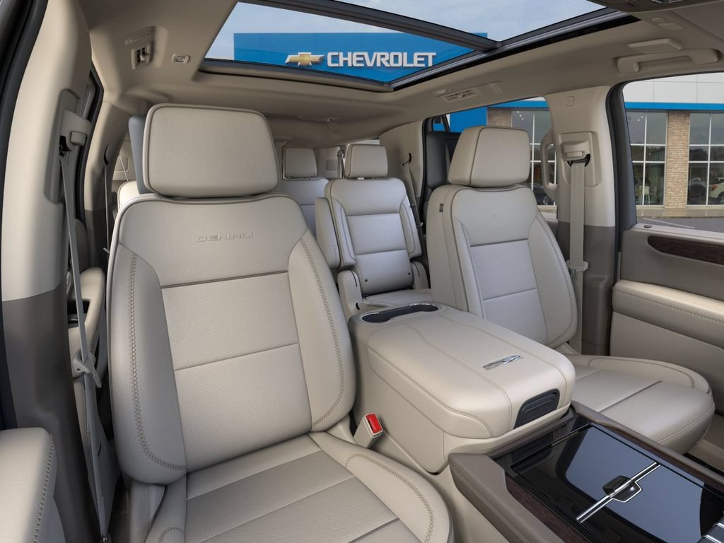 New 2026 GMC Yukon Denali w/ Denali Reserve Package AWD/4WD image 16
