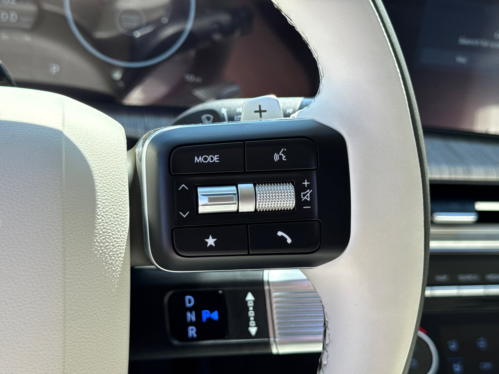 New 2025 Hyundai Santa Fe Calligraphy image 19