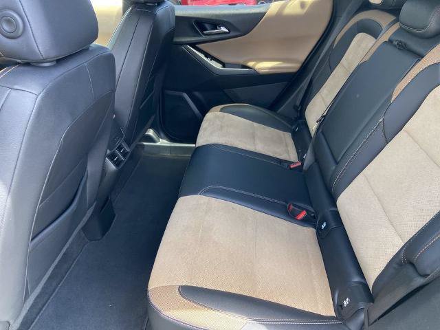 Used 2025 Chevrolet Equinox ACTIV w/ Safety and Technology Package AWD/4WD image 20