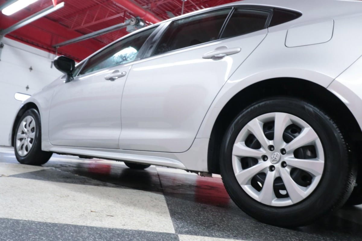 Used 2023 Toyota Corolla LE FWD image 34