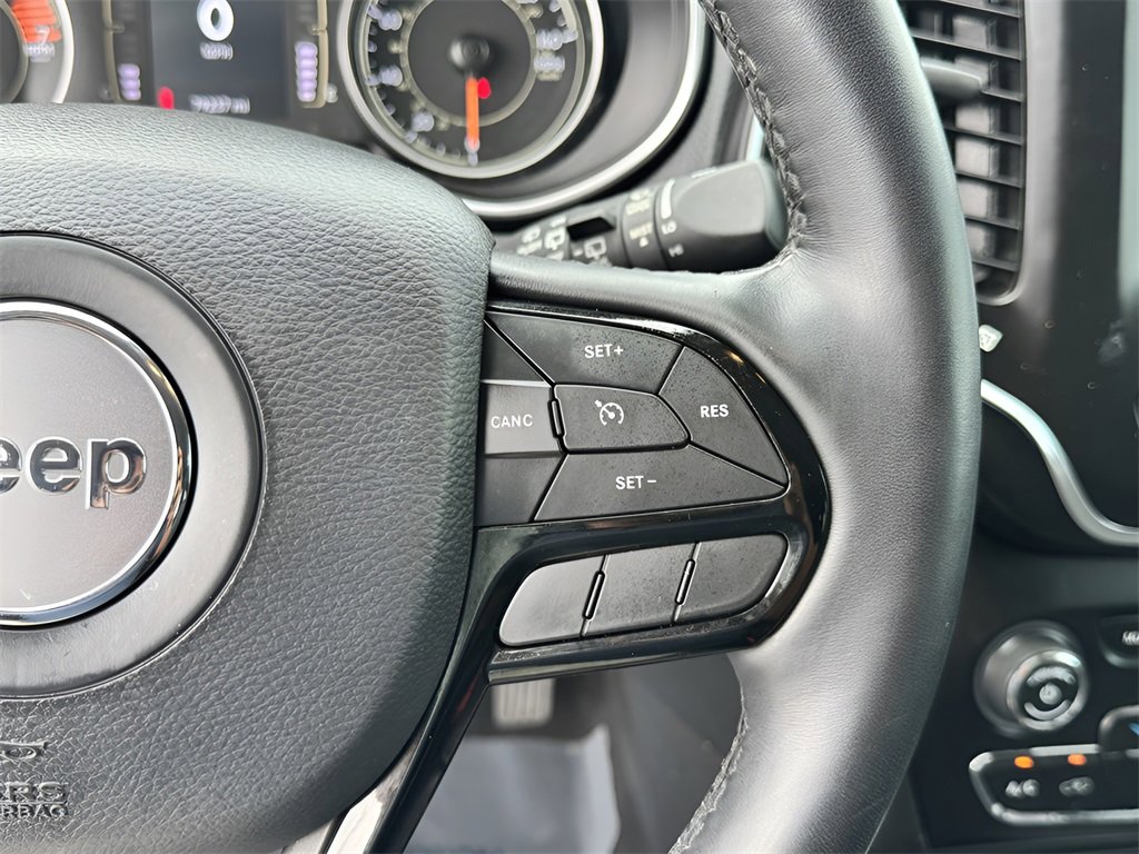 Used 2021 Jeep Cherokee Latitude Plus image 16