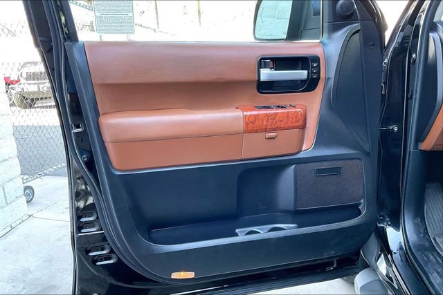 Used 2019 Toyota Sequoia Platinum AWD/4WD image 22