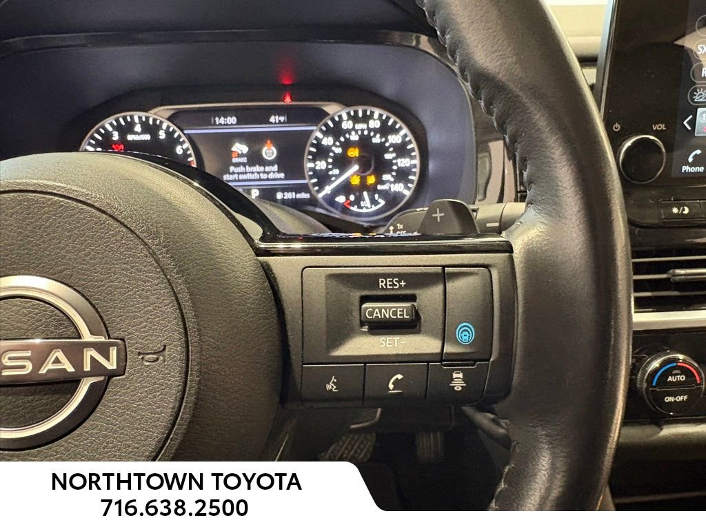 Used 2023 Nissan Pathfinder SL w/ Black Appearance Package image 34