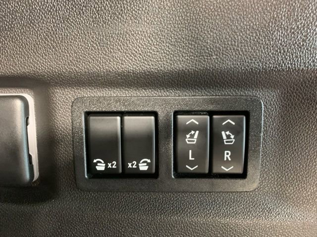 Used 2021 GMC Yukon Denali w/ Denali Premium Package image 14