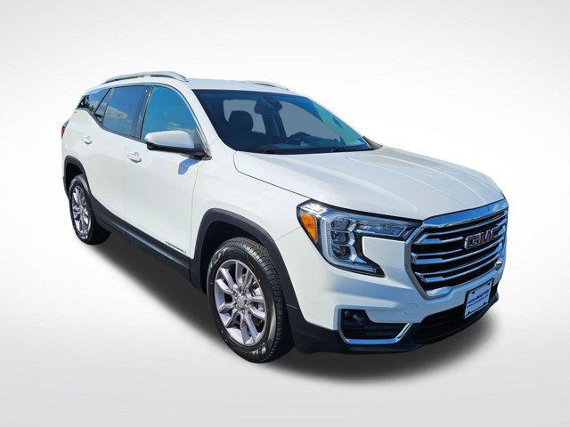 Used 2024 GMC Terrain SLT AWD/4WD image 8