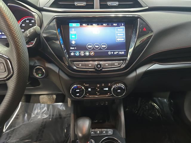 Used 2023 Chevrolet TrailBlazer RS w/ Sun and Liftgate Package image 22
