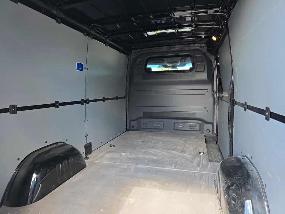 Used 2026 Mercedes-Benz Sprinter 2500 image 13