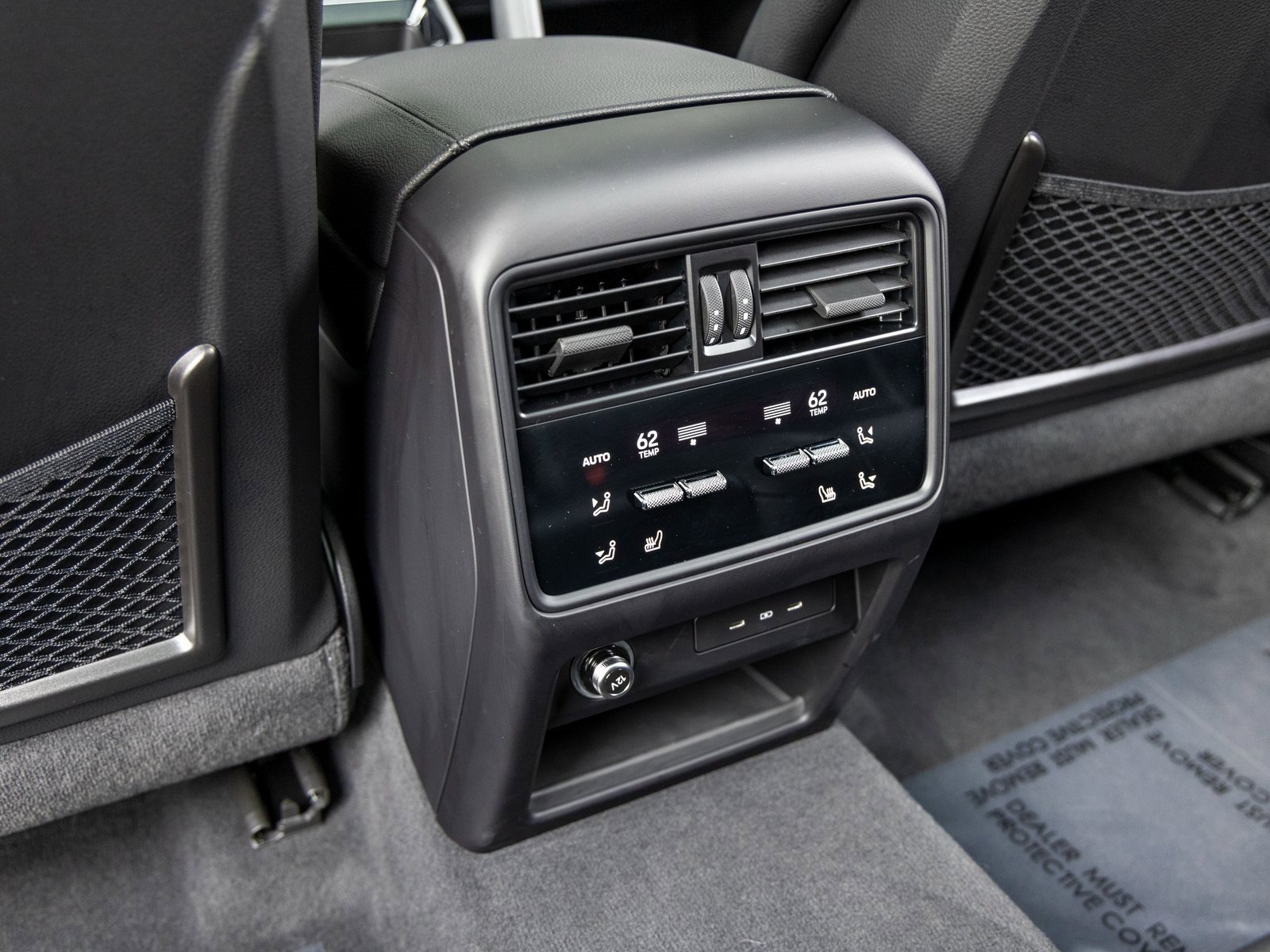 Certified 2025 Porsche Cayenne image 43