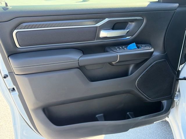 New 2026 RAM 1500 4x4 Crew Cab image 12