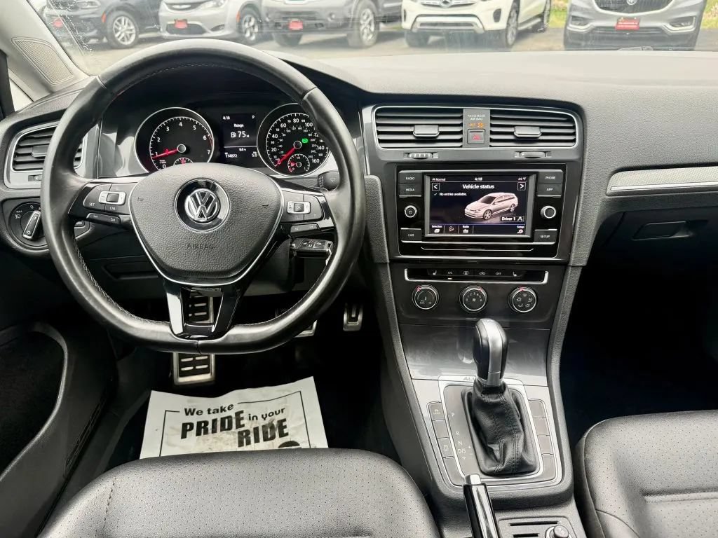 Used 2018 Volkswagen Golf Alltrack S AWD/4WD image 16