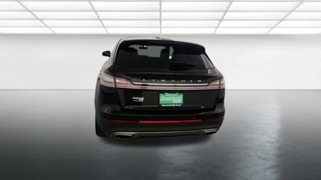 Used 2022 Lincoln Nautilus Reserve w/ Equipment Group 201A image 7