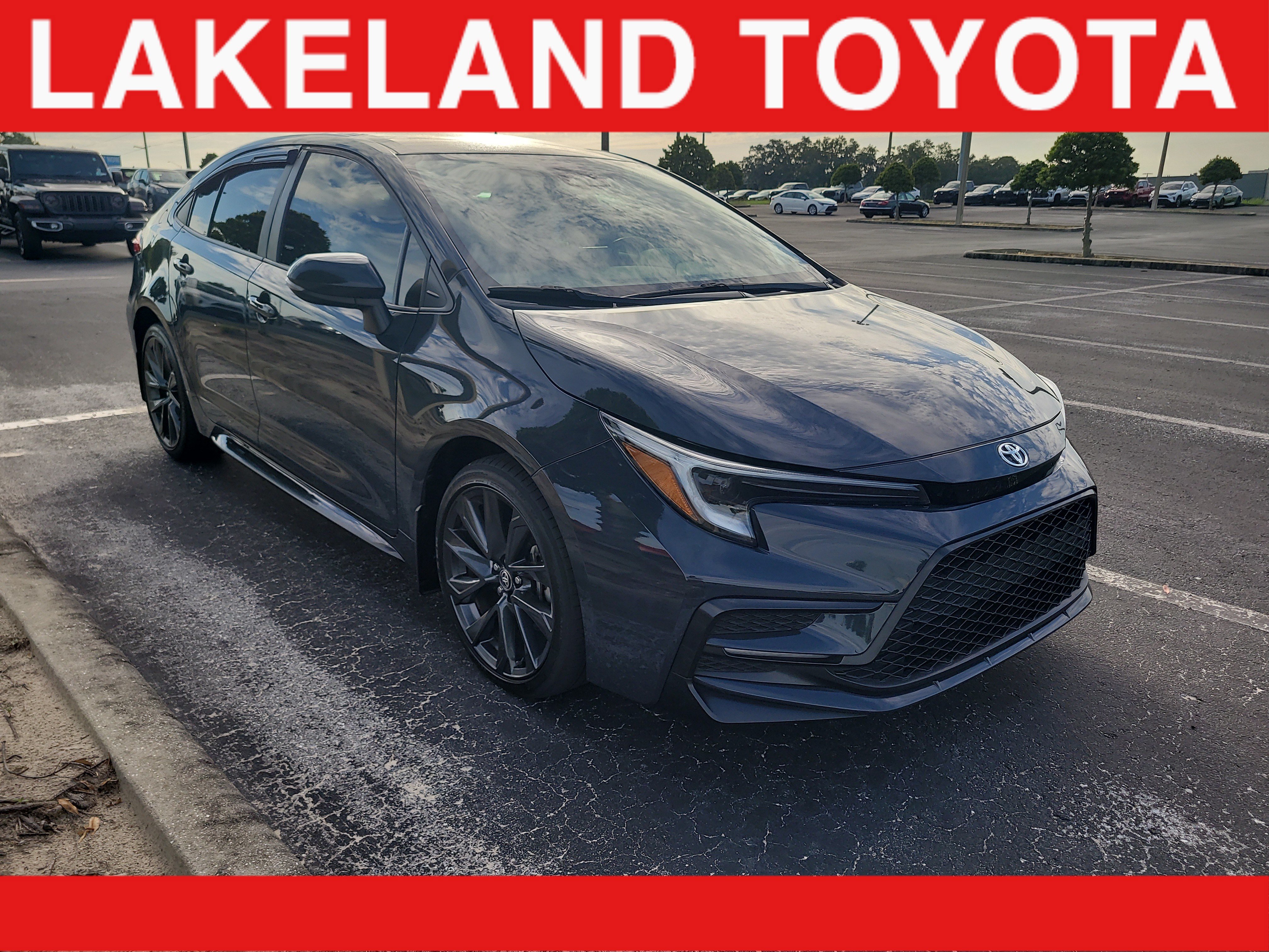 Certified 2024 Toyota Corolla SE FWD image 1