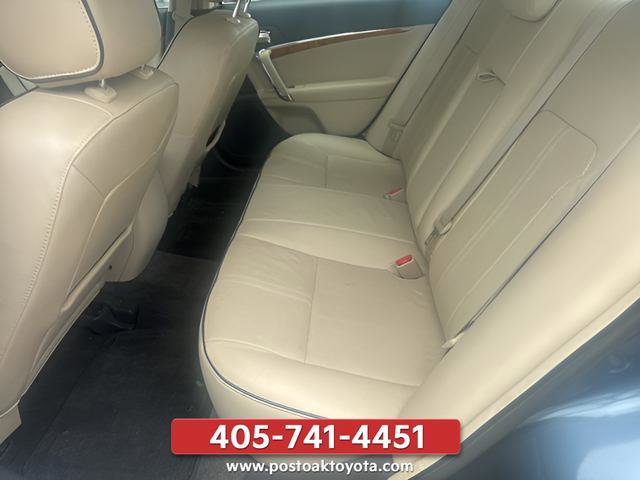 Used 2012 Lincoln MKZ FWD image 10