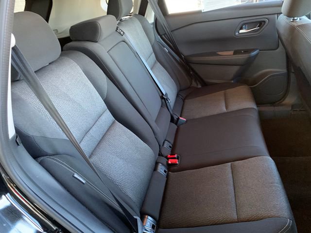 Used 2025 Nissan Rogue SV image 24