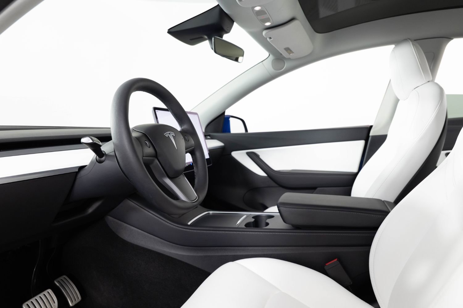 Used 2022 Tesla Model Y Performance image 14