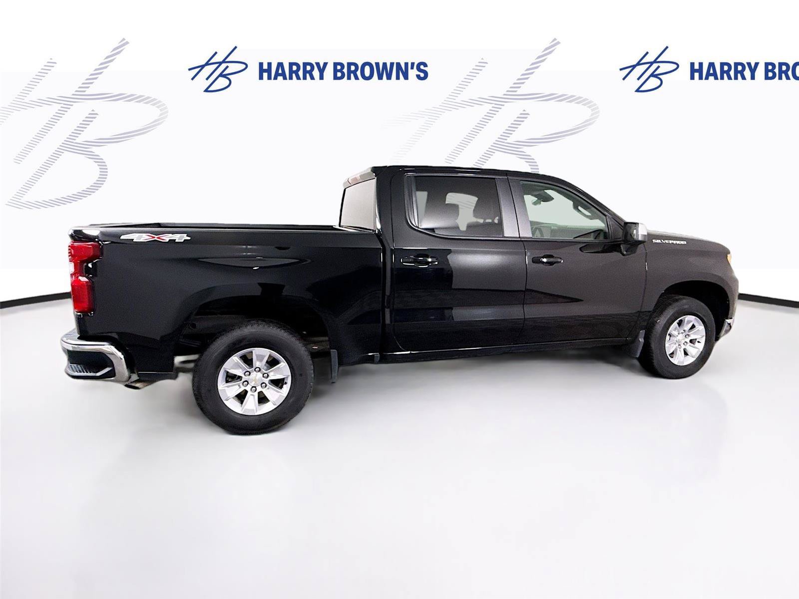 Used 2026 Chevrolet Silverado 1500 LT AWD/4WD image 31