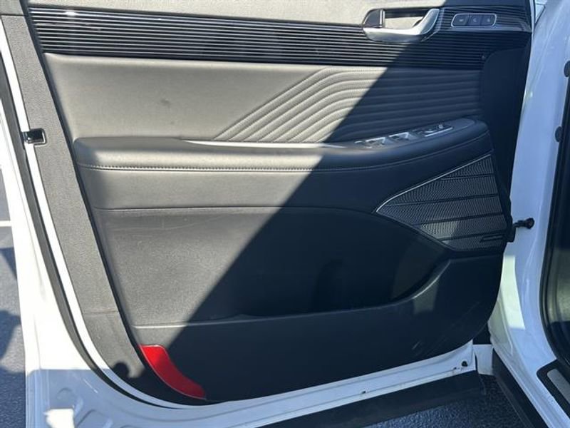 Used 2024 Hyundai Palisade Calligraphy AWD/4WD image 23