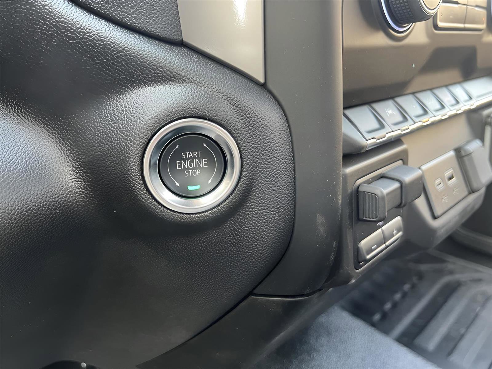 New 2025 Chevrolet Silverado 1500 W/T w/ WT Value Package image 23