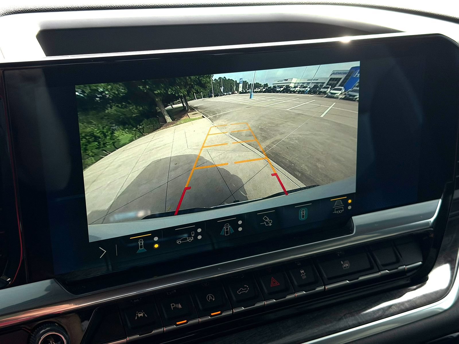 Used 2022 Chevrolet Silverado 1500 LTZ w/ Technology Package RWD image 17