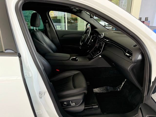 Used 2023 Maserati Grecale Modena image 11