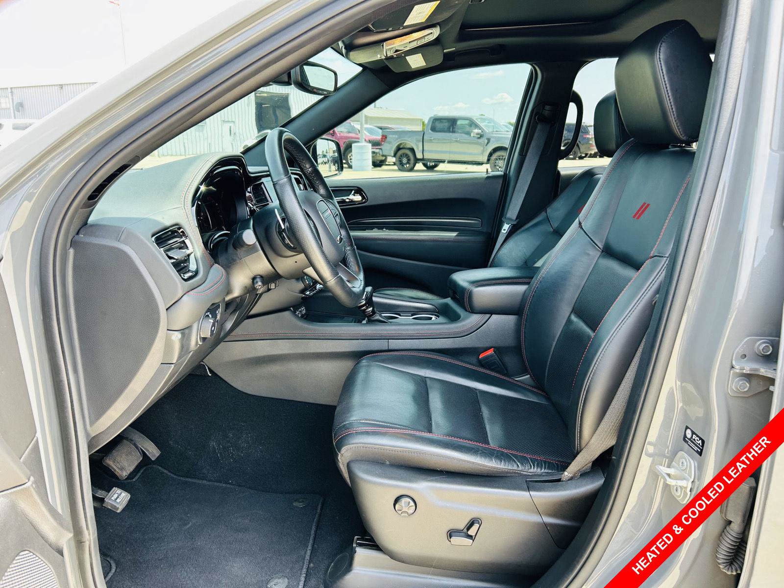 Used 2023 Dodge Durango GT AWD/4WD image 3