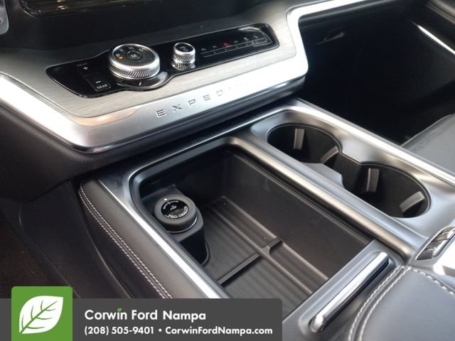 New 2026 Ford Expedition Platinum w/ Driver's Package AWD/4WD image 17