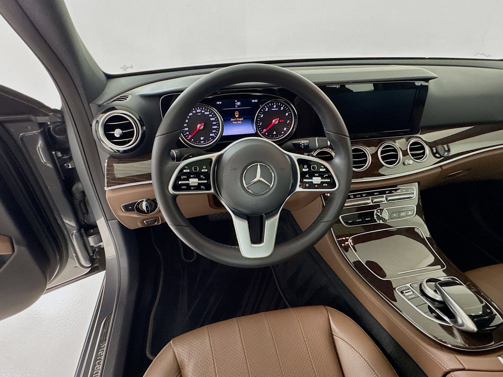 Used 2019 Mercedes-Benz E 300 image 12