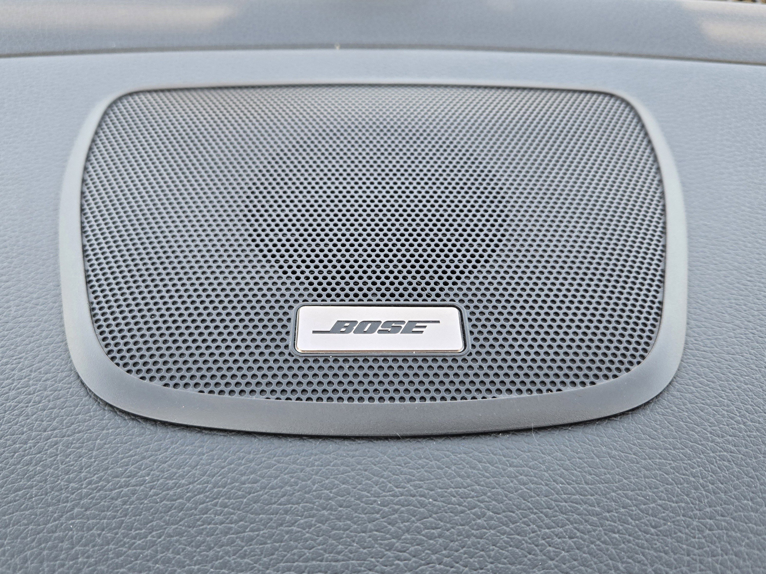 Used 2017 Nissan Rogue SL image 32