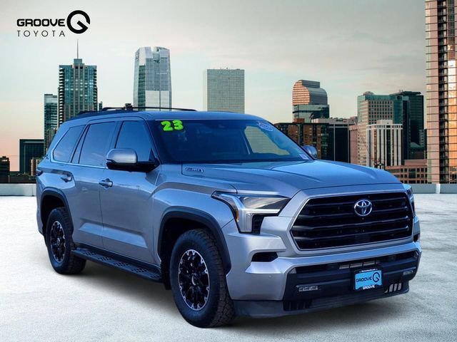 Used 2023 Toyota Sequoia SR5 w/ SR5 Premium Package image 8