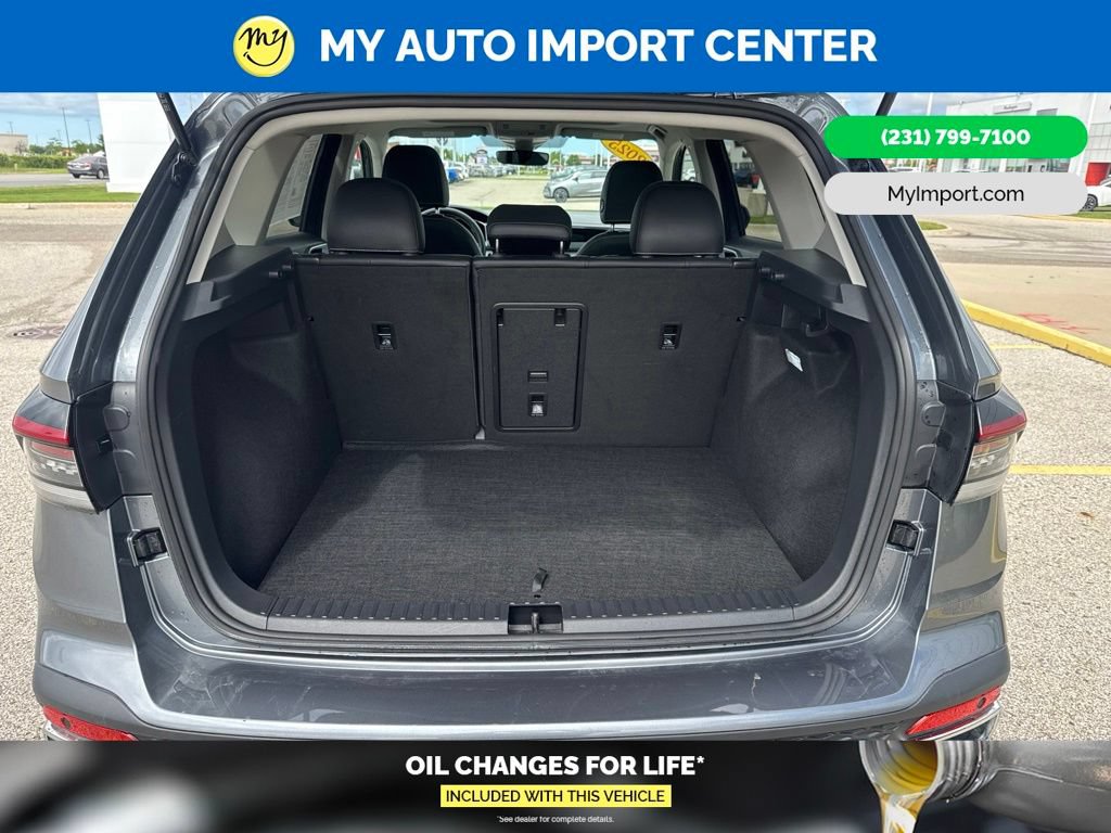 Used 2025 Volkswagen Taos SEL w/ Black Wheel Plus Package AWD/4WD image 27