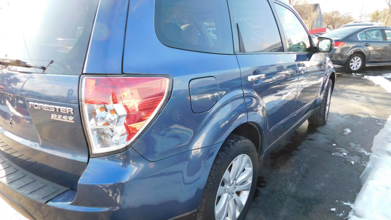 Used 2013 Subaru Forester 2.5X Premium image 14