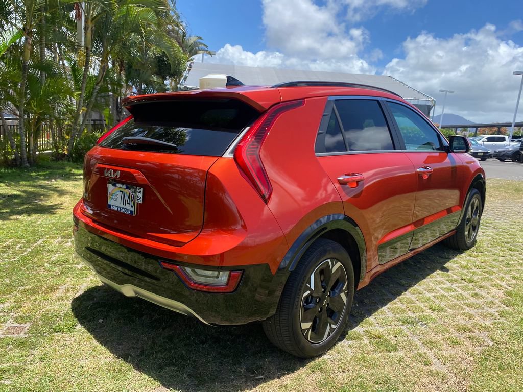 Used 2023 Kia Niro Wave FWD image 7
