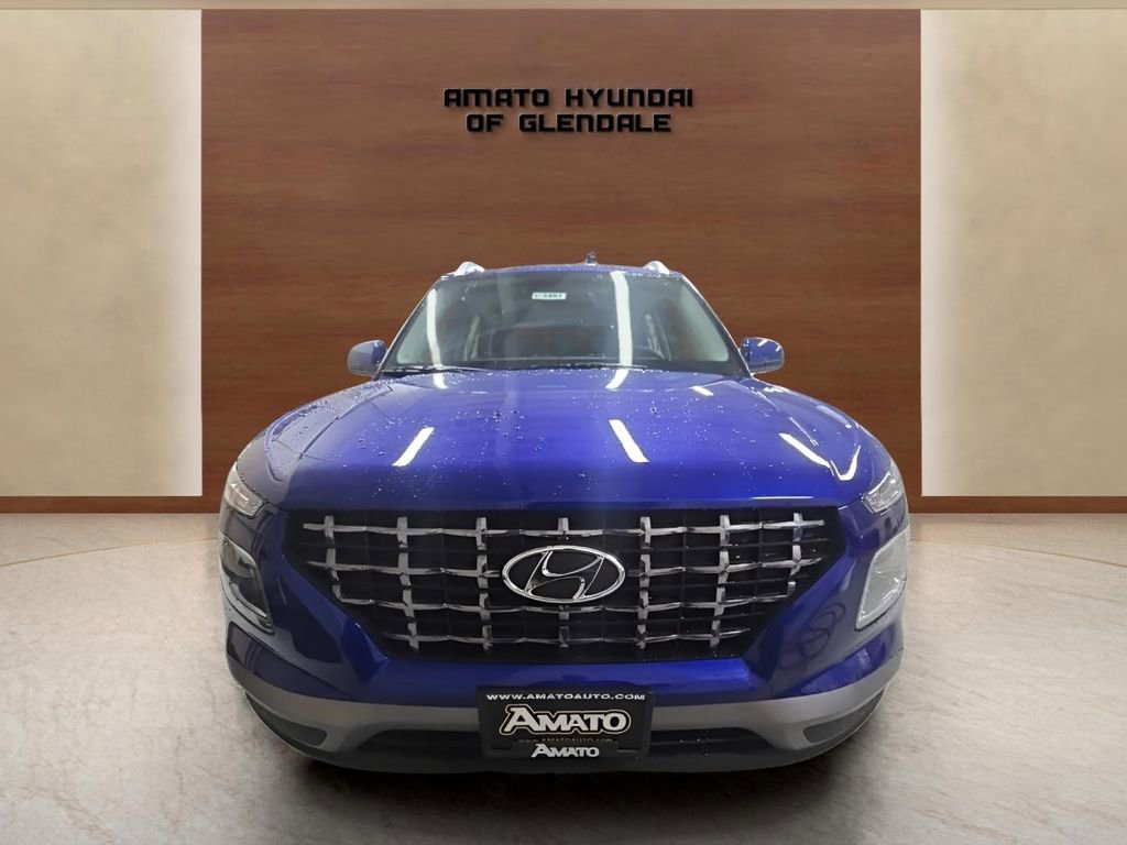 Used 2026 Hyundai Venue SEL FWD image 9