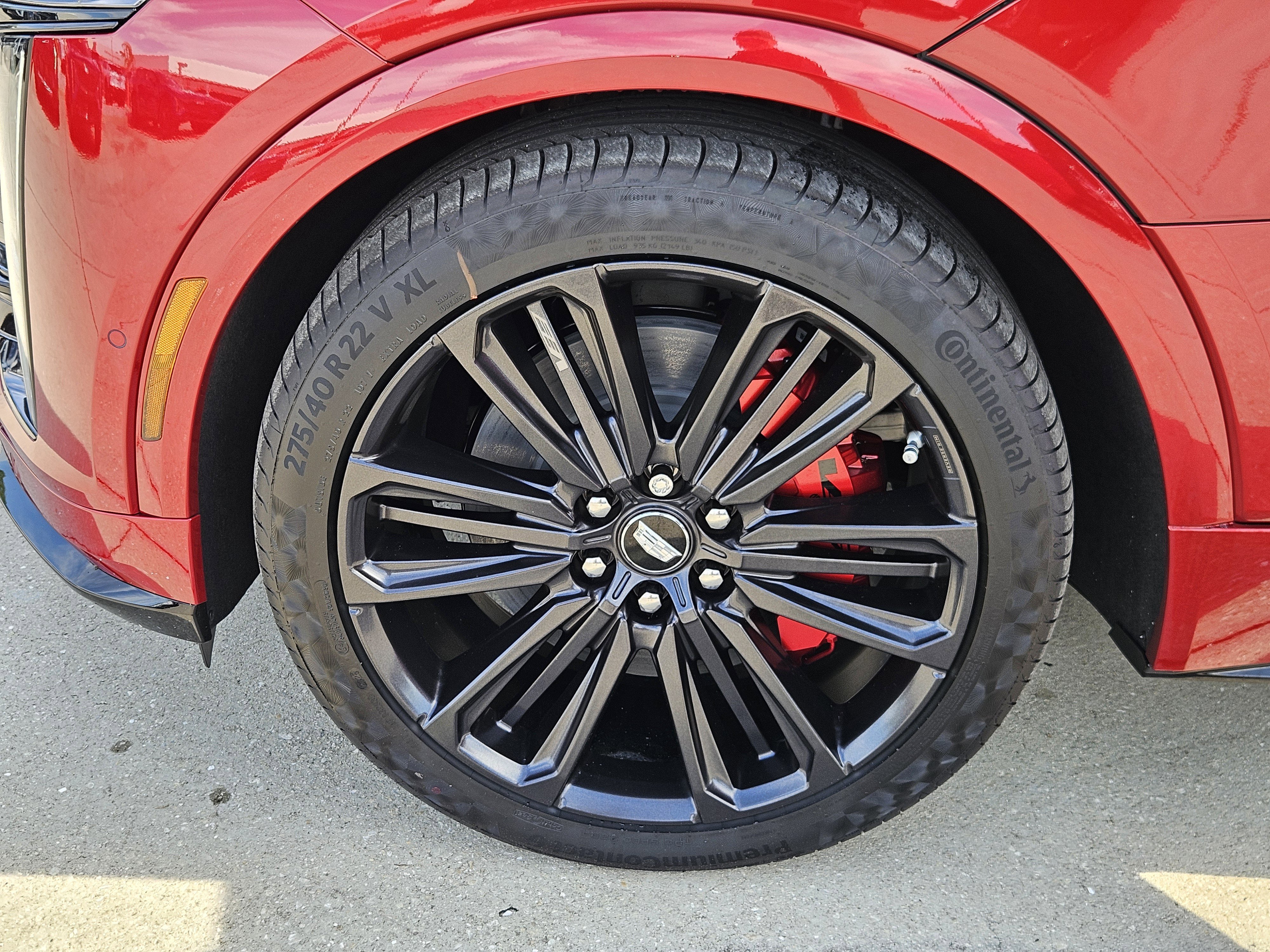 New 2026 Cadillac Lyriq V image 35