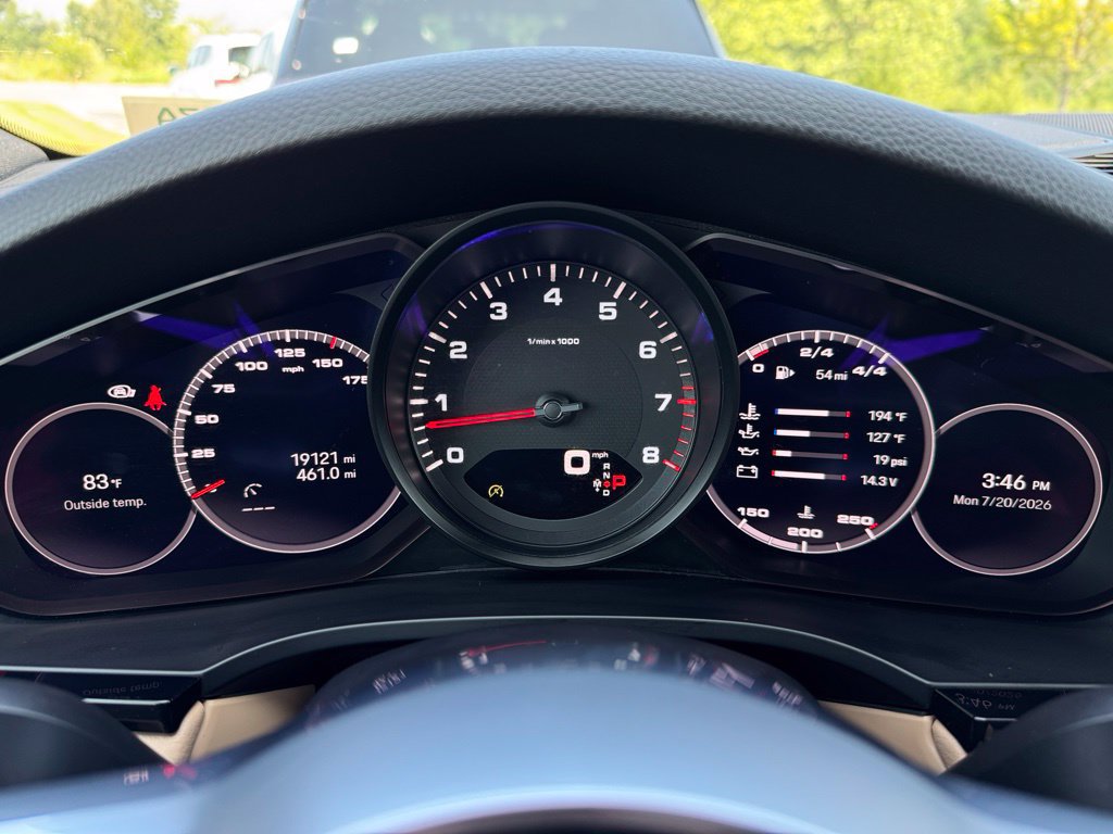 Certified 2023 Porsche Cayenne AWD/4WD image 17