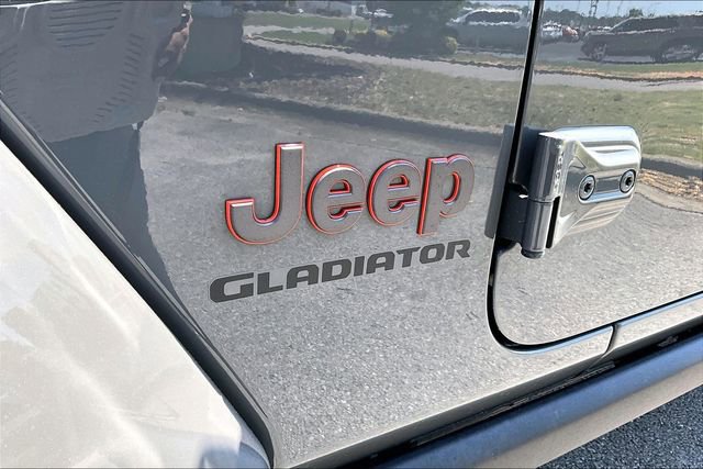 Used 2020 Jeep Gladiator Mojave AWD/4WD image 23