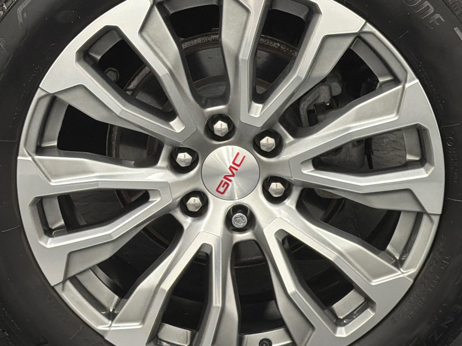 Used 2021 GMC Yukon XL Denali AWD/4WD image 5
