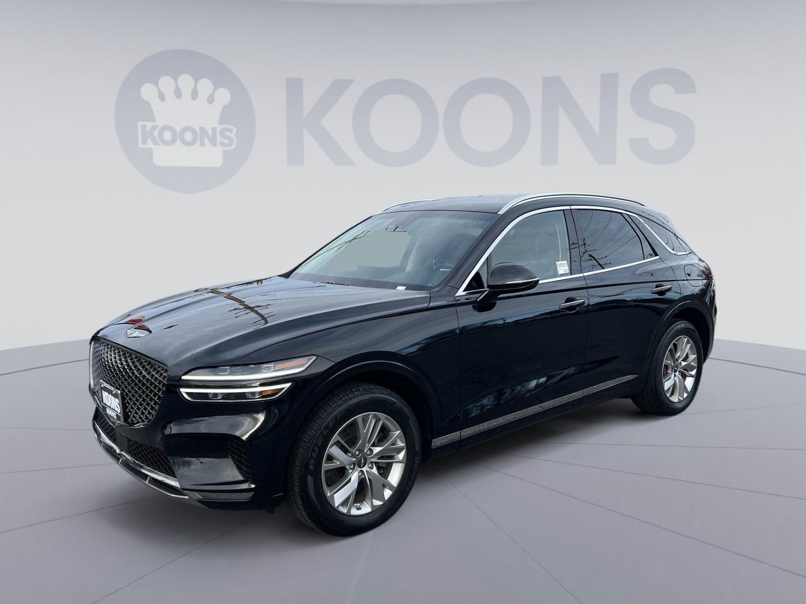 Used 2023 Genesis GV70 2.5T w/ Cargo Package