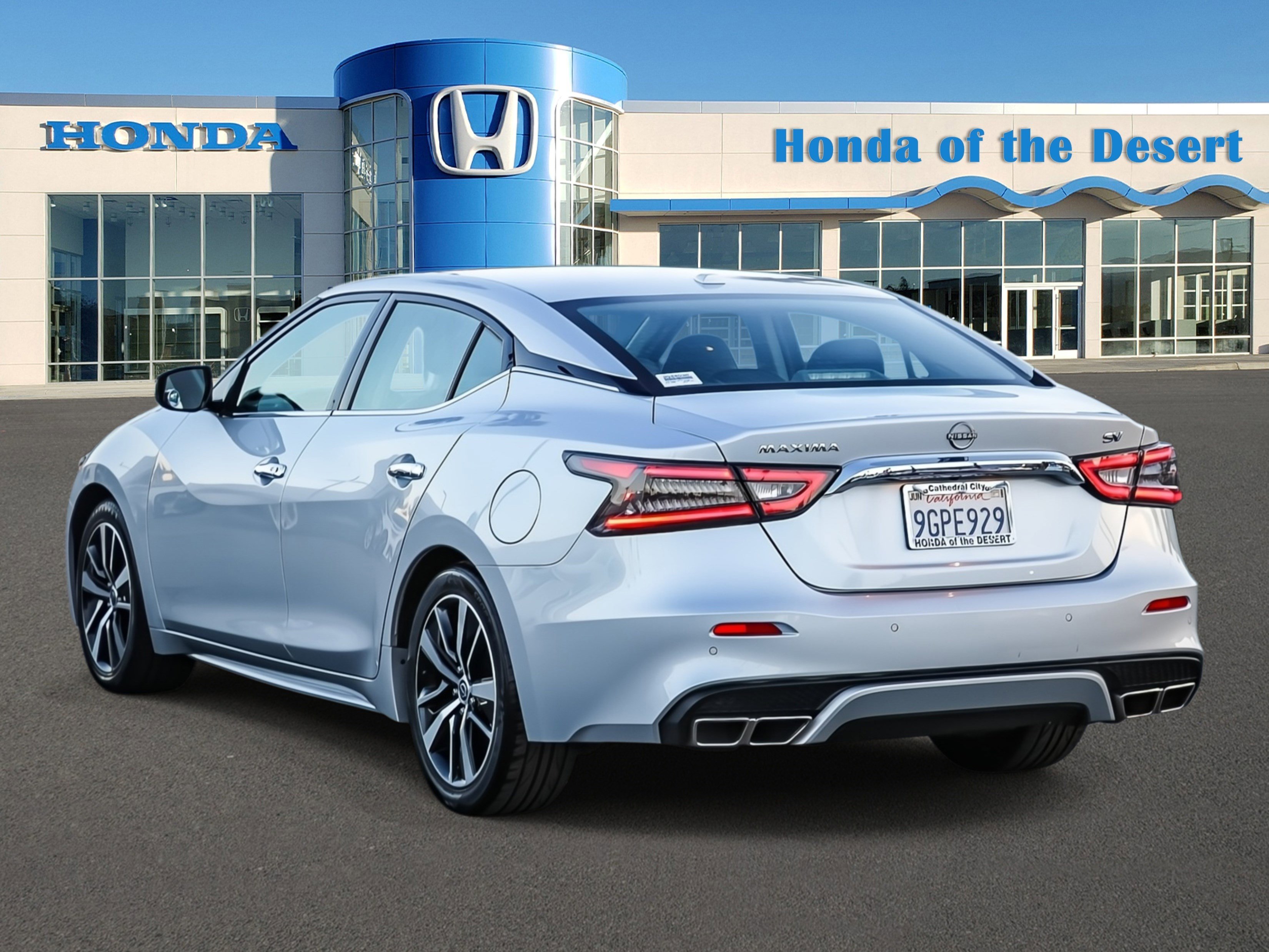 Used 2023 Nissan Maxima SV w/ Floor Mat Group image 5