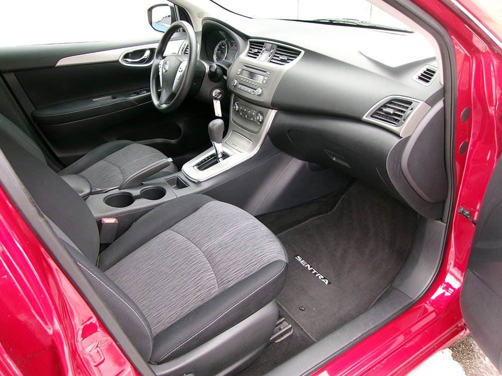 Used 2014 Nissan Sentra SV image 8