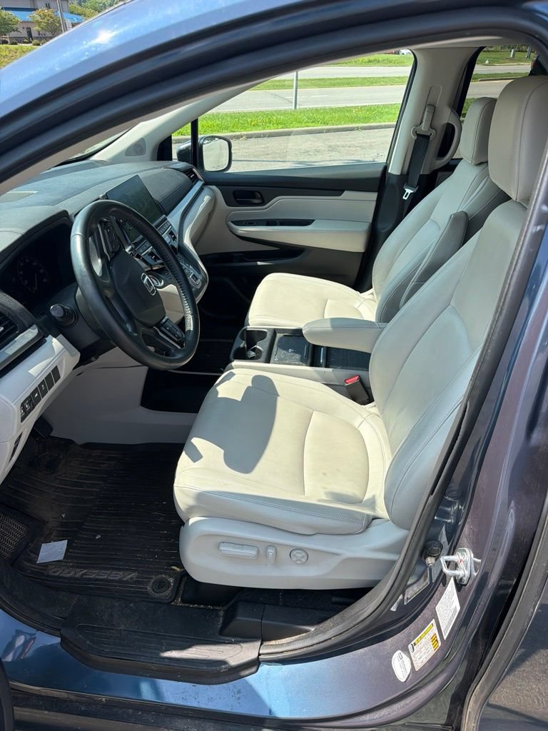 Used 2025 Honda Odyssey EX-L image 16