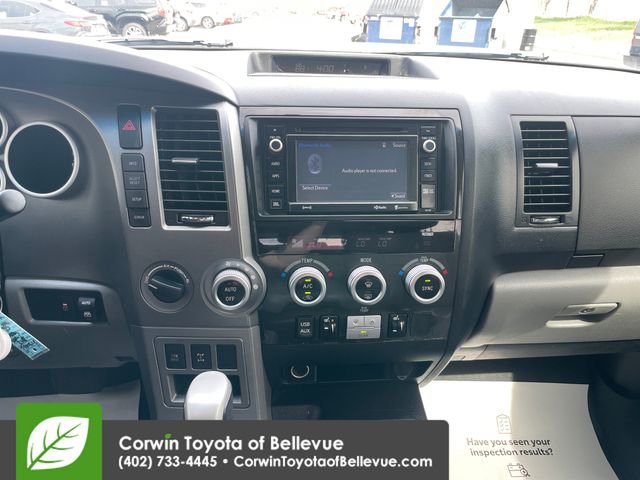 Used 2017 Toyota Sequoia Limited w/ Safety & Convenience Package image 11