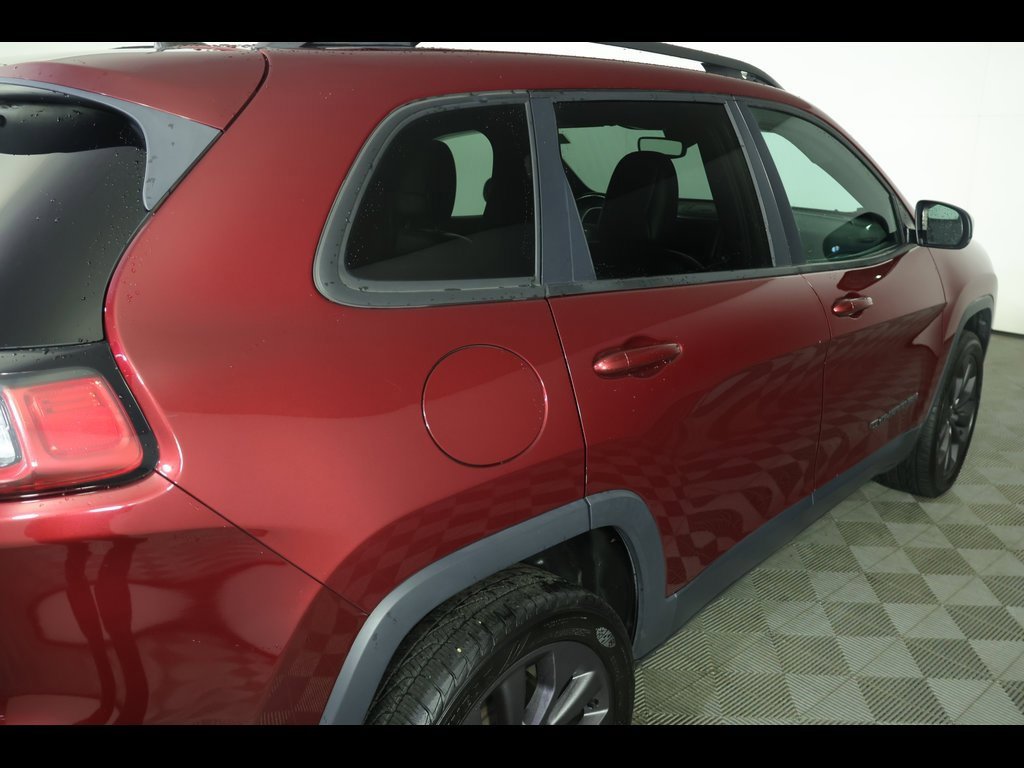 Used 2021 Jeep Cherokee Latitude Lux 80th Anniv w/ Quick Order Package 26U 80TH image 16