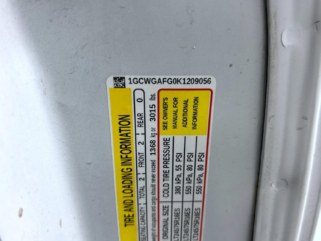 Used 2019 Chevrolet Express 2500 w/ Driver Convenience Package RWD image 23