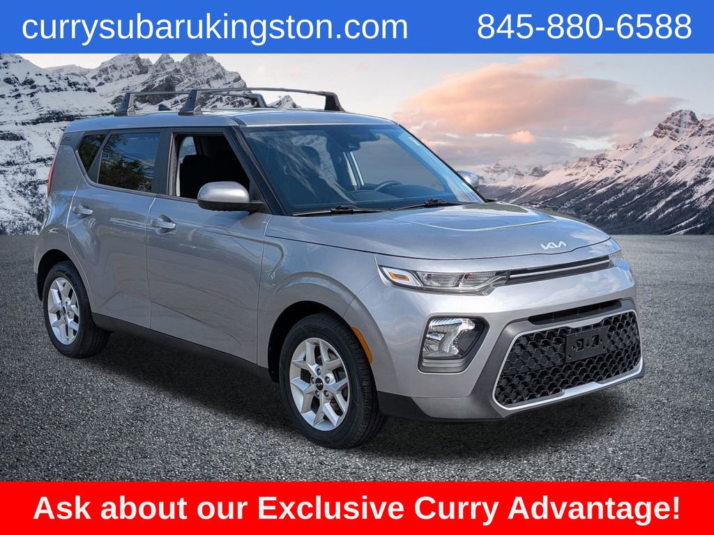 Used 2022 Kia Soul LX w/ Technology Package FWD image 1