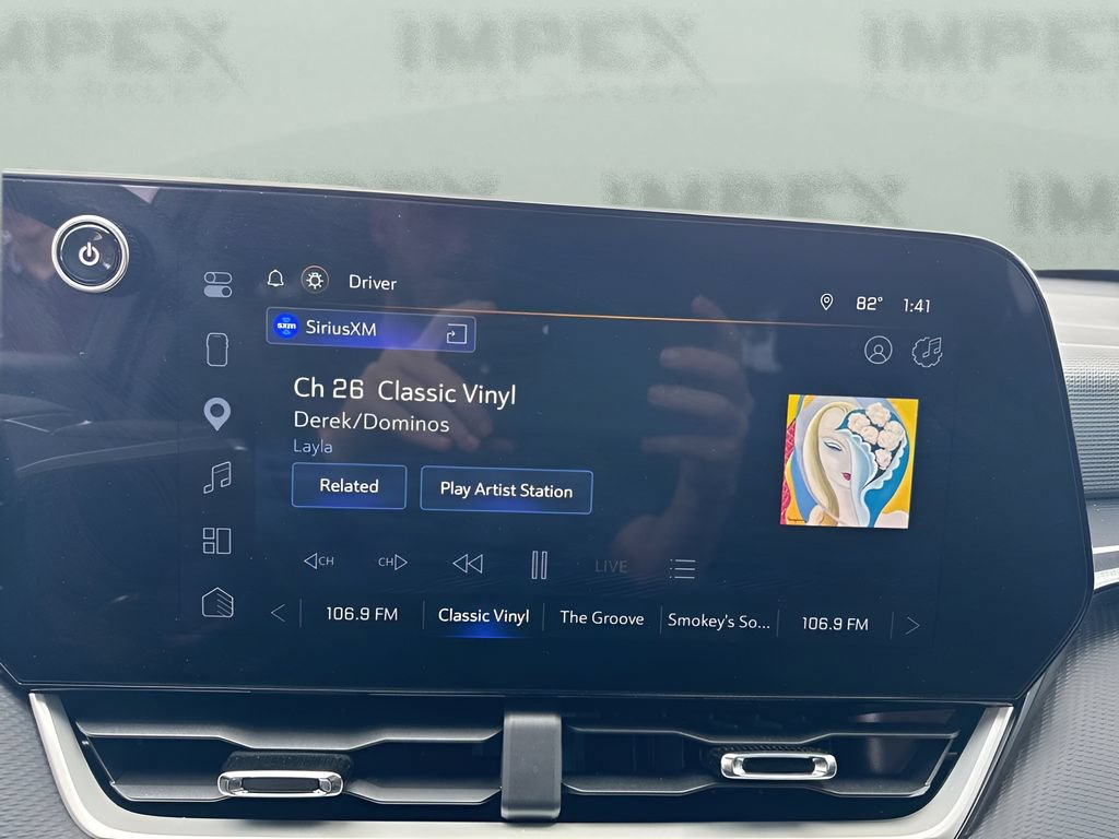 Used 2026 Chevrolet Equinox LT FWD image 22
