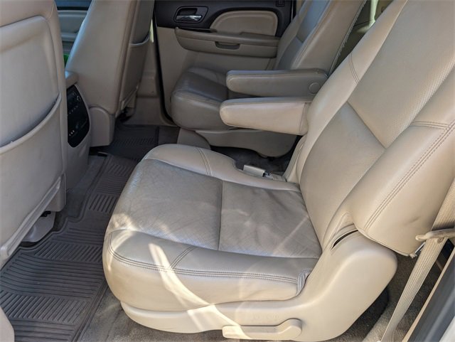 Used 2013 GMC Yukon XL Denali image 29